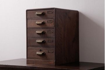 アンティーク雑貨　昭和中期　ナラ材　レトロな佇まいが味のある小引き出し(小物収納)