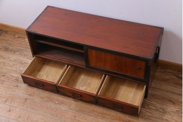 アンティーク家具　和製アンティーク　大正期　漆塗り　上質な空間を演出してくれる佐渡小木箪笥ローボード(佐渡箪笥、リビングボード、収納棚)
