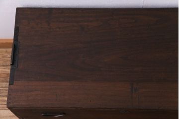 アンティーク家具　昭和初期　総桐材　古い木の質感が味わい深い箪笥ローチェスト(衣装箪笥、引き出し、桐箪笥、桐たんす)