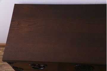 中古　岩谷堂箪笥　天板リメイク　唐獅子の金具が魅力の衣装箪笥(チェスト、整理ダンス)