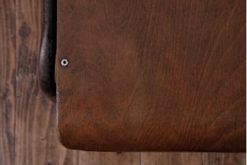 ヴィンテージ家具　ヨーロッパビンテージ　レトロな佇まいのスクールチェア(キッズチェア、鉄脚チェア、椅子)(1)