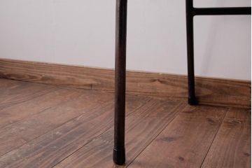 ヴィンテージ家具　ヨーロッパビンテージ　レトロな佇まいのスクールチェア(キッズチェア、鉄脚チェア、椅子)(1)