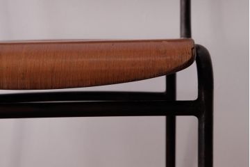 ヴィンテージ家具　ヨーロッパビンテージ　レトロな佇まいのスクールチェア(キッズチェア、鉄脚チェア、椅子)(2)
