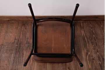 ヴィンテージ家具　ヨーロッパビンテージ　レトロな佇まいのスクールチェア(キッズチェア、鉄脚チェア、椅子)(2)