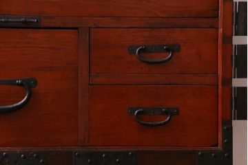 アンティーク家具　和製アンティーク　明治期　ヒノキ材　存在感抜群の観音開き箪笥ローボード(ローチェスト、衣装箪笥)