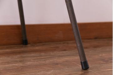 ラフジュ工房オリジナル　鉄脚　シンプルなウォールナット材製折りたたみテーブル(作業台、ワークデスク、在宅ワーク、在宅用)