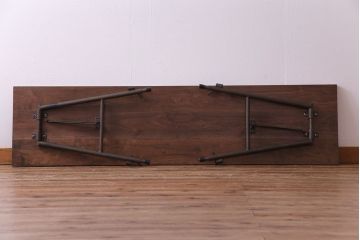 ラフジュ工房オリジナル　鉄脚　シンプルなウォールナット材製折りたたみテーブル(作業台、ワークデスク、在宅ワーク、在宅用)