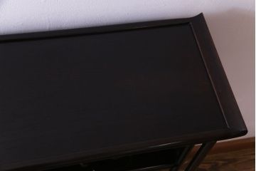 アンティーク家具　和製アンティーク　上手物!　深みのある漆塗りが美しい唐木指物の飾り棚(茶棚、戸棚)