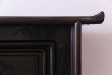アンティーク家具　和製アンティーク　上手物!　深みのある漆塗りが美しい唐木指物の飾り棚(茶棚、戸棚)