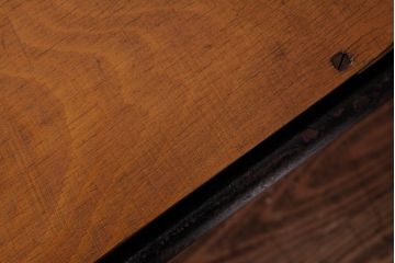 ヴィンテージ家具　ヨーロッパビンテージ　使い込まれた風合いが魅力のスクールチェア(キッズチェア、鉄脚チェア、椅子)(2)