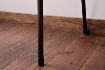 ヴィンテージ家具　ヨーロッパビンテージ　使い込まれた風合いが魅力のスクールチェア(キッズチェア、鉄脚チェア、椅子)(2)