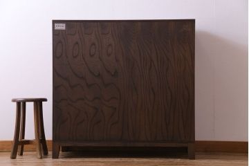 リメイク家具　岩谷堂箪笥・栗駒型衣装箪笥　杢目を引き立てる拭き漆塗りの箪笥ローボード(和箪笥、リビングボード)