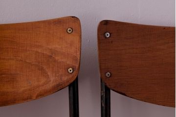 ヴィンテージ家具　ヨーロッパビンテージ　レトロな佇まいのスクールチェア(キッズチェア、鉄脚チェア、椅子)2脚セット