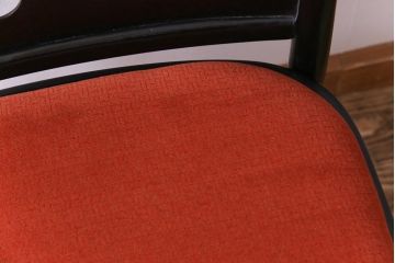 ヴィンテージ家具　イギリスビンテージ　オレンジの座面が可愛らしいレトロモダンなチェア(ダイニングチェア、椅子)(2)