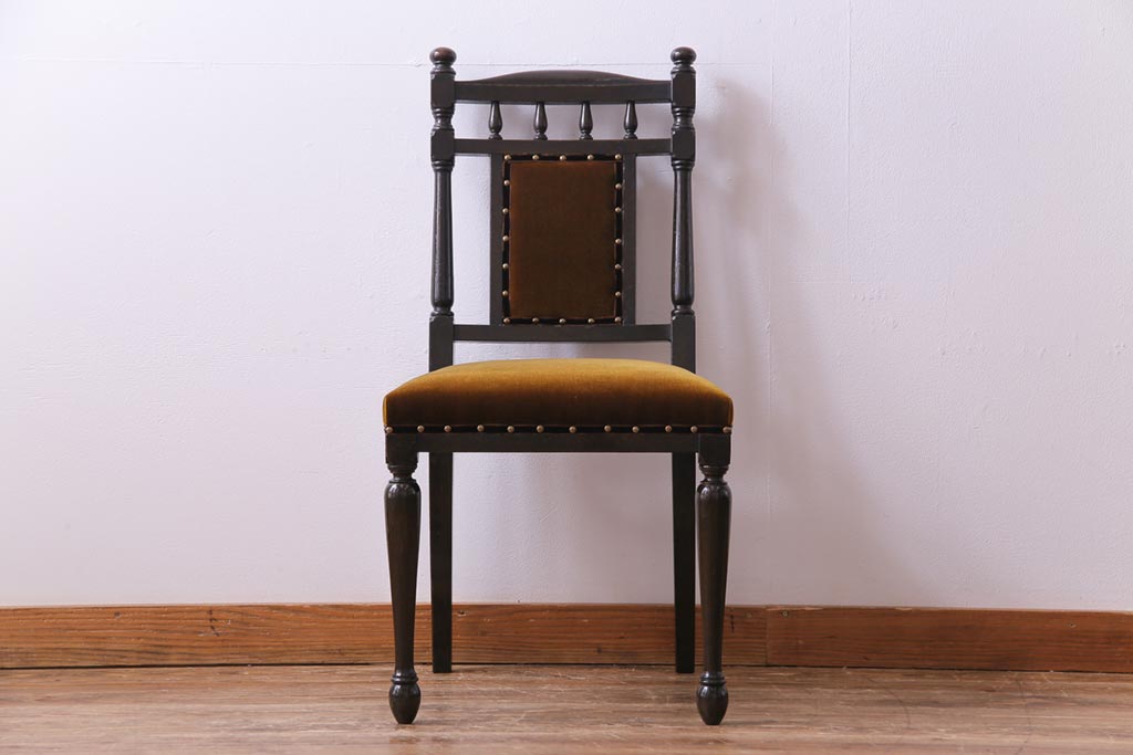 アンティーク家具　大正ロマン　ナラ材　エレガントな佇まいのアンティークチェア(ダイニングチェア、椅子)