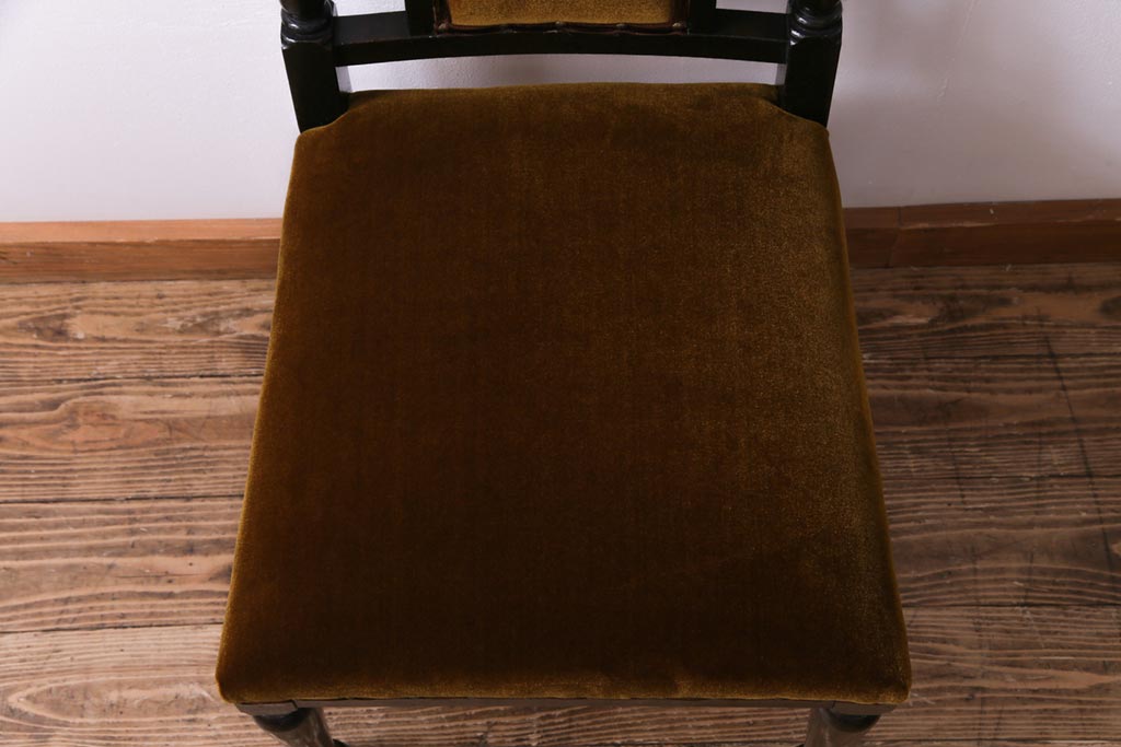 アンティーク家具　大正ロマン　ナラ材　エレガントな佇まいのアンティークチェア(ダイニングチェア、椅子)