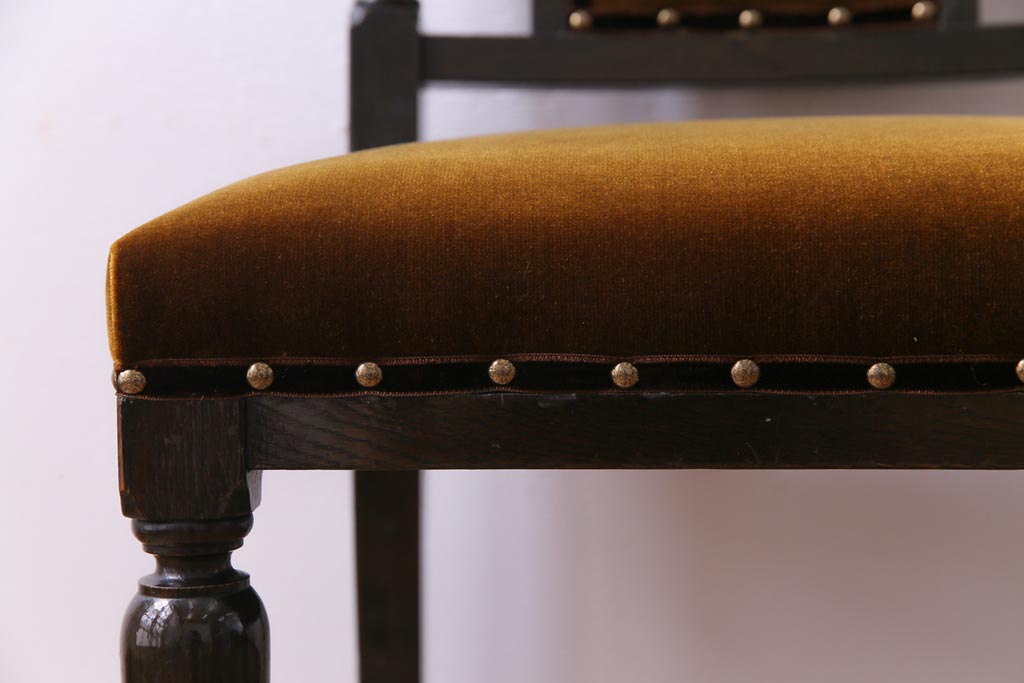 アンティーク家具　大正ロマン　ナラ材　エレガントな佇まいのアンティークチェア(ダイニングチェア、椅子)