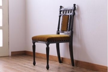 アンティーク家具　大正ロマン　ナラ材　エレガントな佇まいのアンティークチェア(ダイニングチェア、椅子)