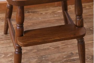 ヴィンテージ家具　ビンテージ　柏木工　品のある佇まいが魅力の作業台付きチャイルドチェア(子供椅子)