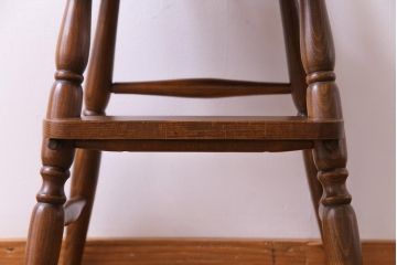 ヴィンテージ家具　ビンテージ　柏木工　品のある佇まいが魅力の作業台付きチャイルドチェア(子供椅子)