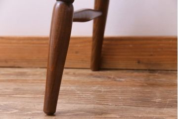 ヴィンテージ家具　ビンテージ　柏木工　品のある佇まいが魅力の作業台付きチャイルドチェア(子供椅子)