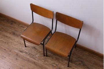 ヴィンテージ家具　ヨーロッパビンテージ　レトロな佇まいのスクールチェア(キッズチェア、鉄脚チェア、椅子)2脚セット(2)