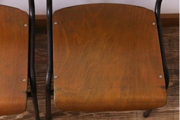 ヴィンテージ家具　ヨーロッパビンテージ　レトロな佇まいのスクールチェア(キッズチェア、鉄脚チェア、椅子)2脚セット(2)