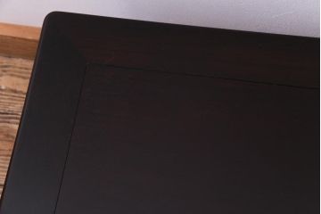 アンティーク家具　和製アンティーク　紫檀材　漆塗りが上品な雰囲気を醸し出す座卓(ローテーブル)