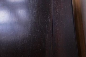 アンティーク家具　和製アンティーク　紫檀材　漆塗りが上品な雰囲気を醸し出す座卓(ローテーブル)