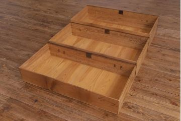 アンティーク家具　和製アンティーク　リメイク　桐材　シンプルな作りが味わい深いサイドチェスト(サイドボード、引き出し)