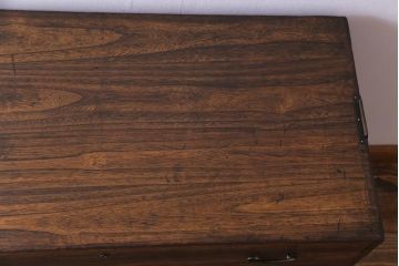 アンティーク家具　和製アンティーク　リメイク　桐材　シンプルな作りが味わい深いサイドチェスト(サイドボード、引き出し)