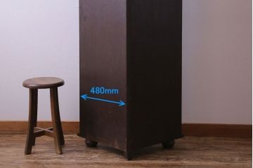 ビンテージ家具　イギリスヴィンテージ　オーク材　菱形のステンドグラスがおしゃれなコーナーキャビネット(飾り棚、収納棚、戸棚)