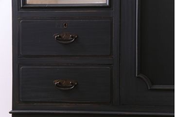 ペイント家具　シックな色合いが魅力の大正ロマンなワードローブ(洋服タンス)