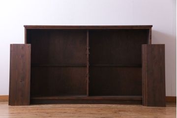 ラフジュ工房オリジナル　色ガラスが目を引くリメイクサイドボード(収納棚、戸棚)