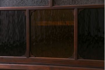 ラフジュ工房オリジナル　色ガラスが目を引くリメイクサイドボード(収納棚、戸棚)