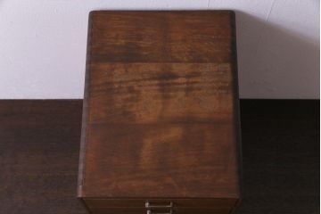 レトロ家具　昭和レトロ　ナラ材　素朴で温かみのある小引き出し(小物収納)