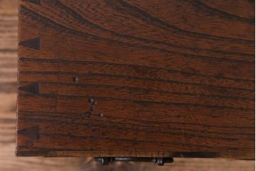 アンティーク家具　和製アンティーク　黒柿・ケヤキ材　上質な和の空間づくりにおすすめな変わり手知工箪笥(船箪笥)