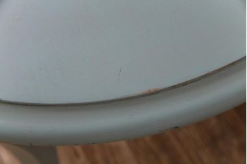 ペイント家具　天童木工　シャビーシックなカラーがお洒落なラウンドテーブル(サイドテーブル、センターテーブル)(1)