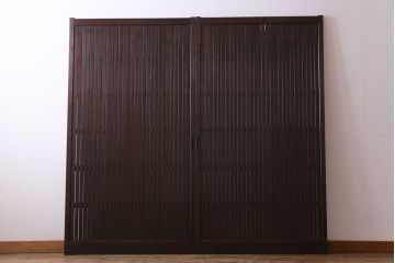 和製アンティーク　ガラス入り　和の風情を演出してくれる平格子戸2枚セット　(R-031430)