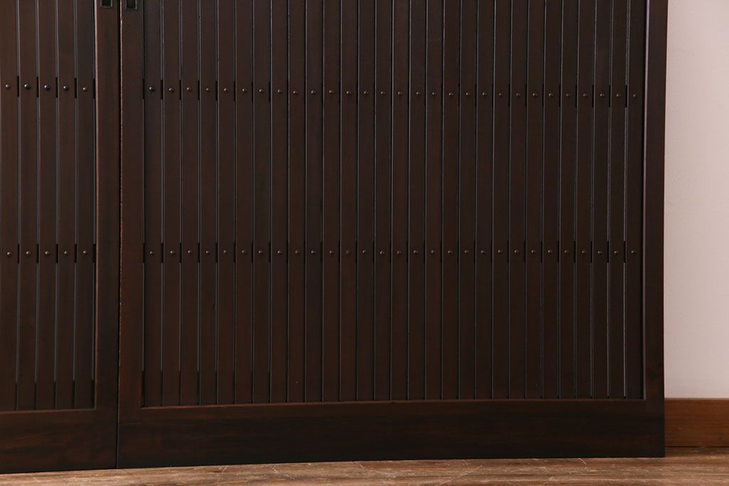 和製アンティーク　ガラス入り　和の風情を演出してくれる平格子戸2枚セット　(R-031430)