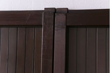 和製アンティーク　ガラス入り　和の風情を演出してくれる平格子戸2枚セット　(R-031430)