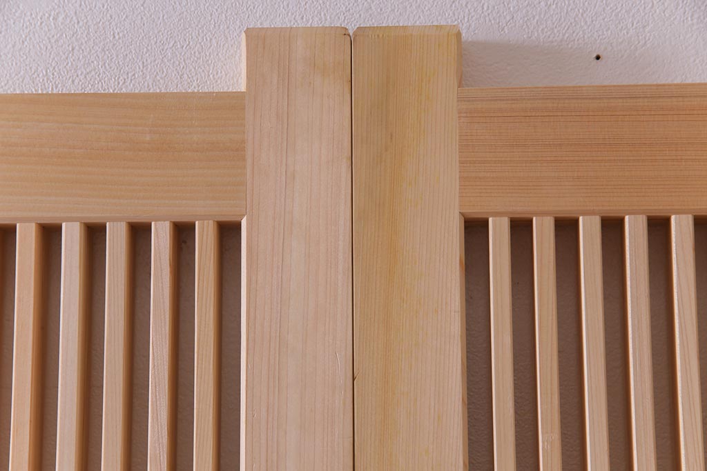 極上　新古品　ヒノキ材　麻の葉ガラス　明るく柔らかな木地が上品な吹き抜け格子戸4枚セット(引き戸)