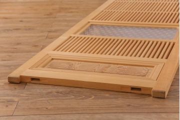 極上　新古品　ヒノキ材　麻の葉ガラス　明るく柔らかな木地が上品な吹き抜け格子戸4枚セット(引き戸)