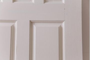 ペイント建具　花梨無垢材　シックなデザインのアンティークドア(扉、カリン)