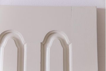 ペイント建具　花梨無垢材　シックなデザインのアンティークドア(扉、カリン)