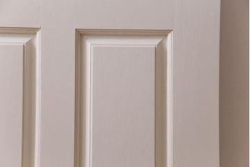 ペイント建具　花梨無垢材　シックなデザインのアンティークドア(扉、カリン)