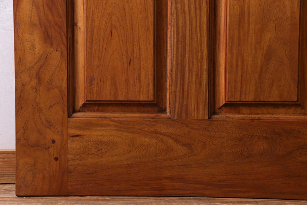 昭和レトロ　花梨材　味わい深い木肌のビンテージドア(扉、建具、カリン材)(1)