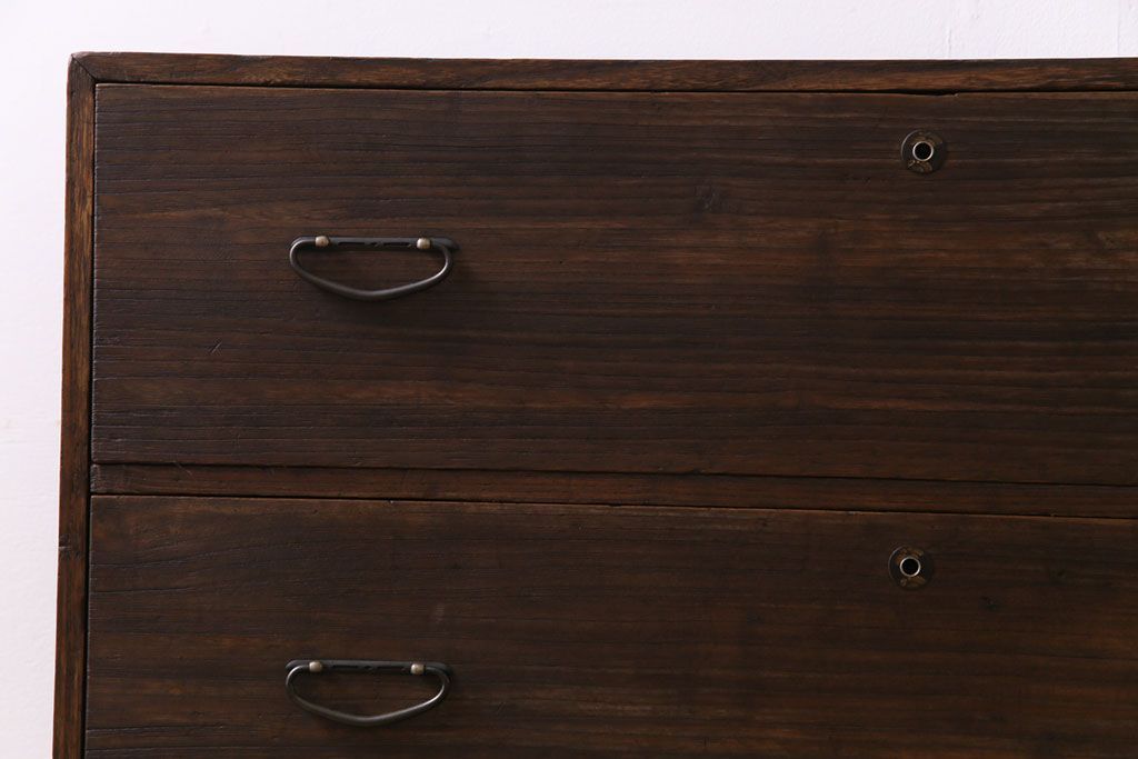 アンティーク家具　和製アンティーク　リメイク　桐材　シンプルな作りが味わい深いサイドチェスト(サイドボード、引き出し、桐箪笥、桐たんす)(1)