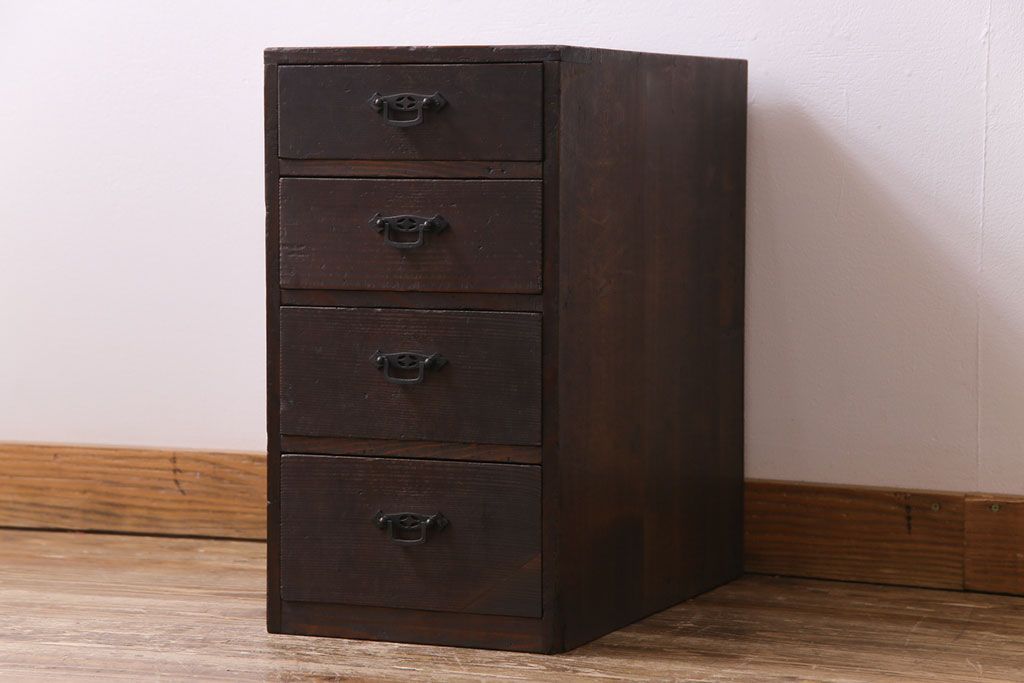 アンティーク家具　和製アンティーク　渋いヒノキの風合いが趣きある小引き出し(チェスト、収納)