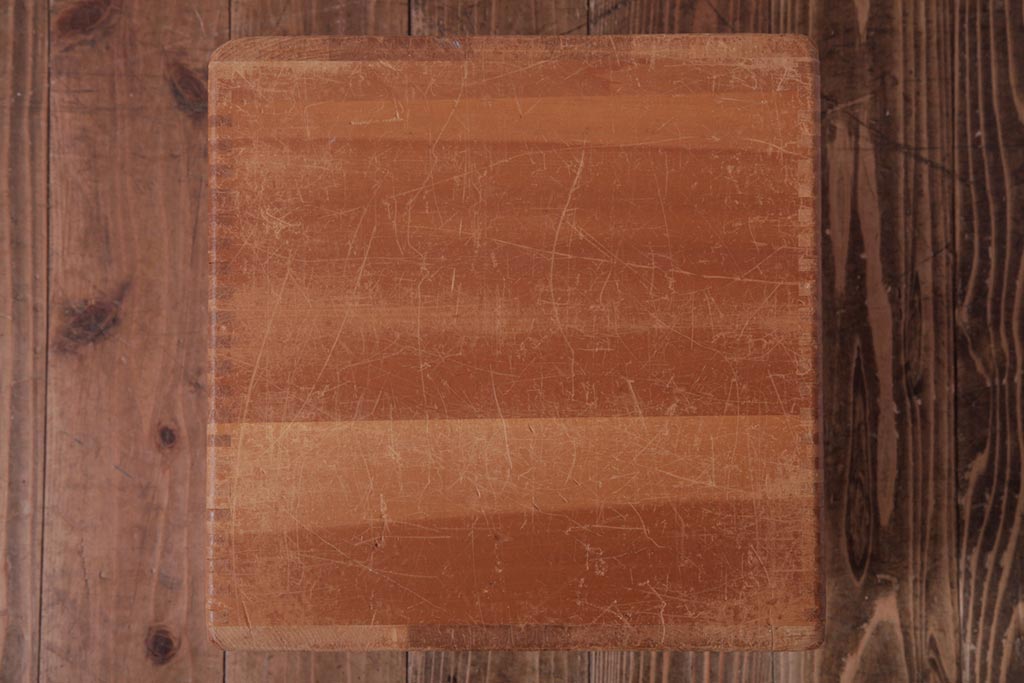 アンティーク雑貨　昭和レトロ　大きな積み木【立方体・大】(スツール、飾り台、花台、ディスプレイ雑貨)